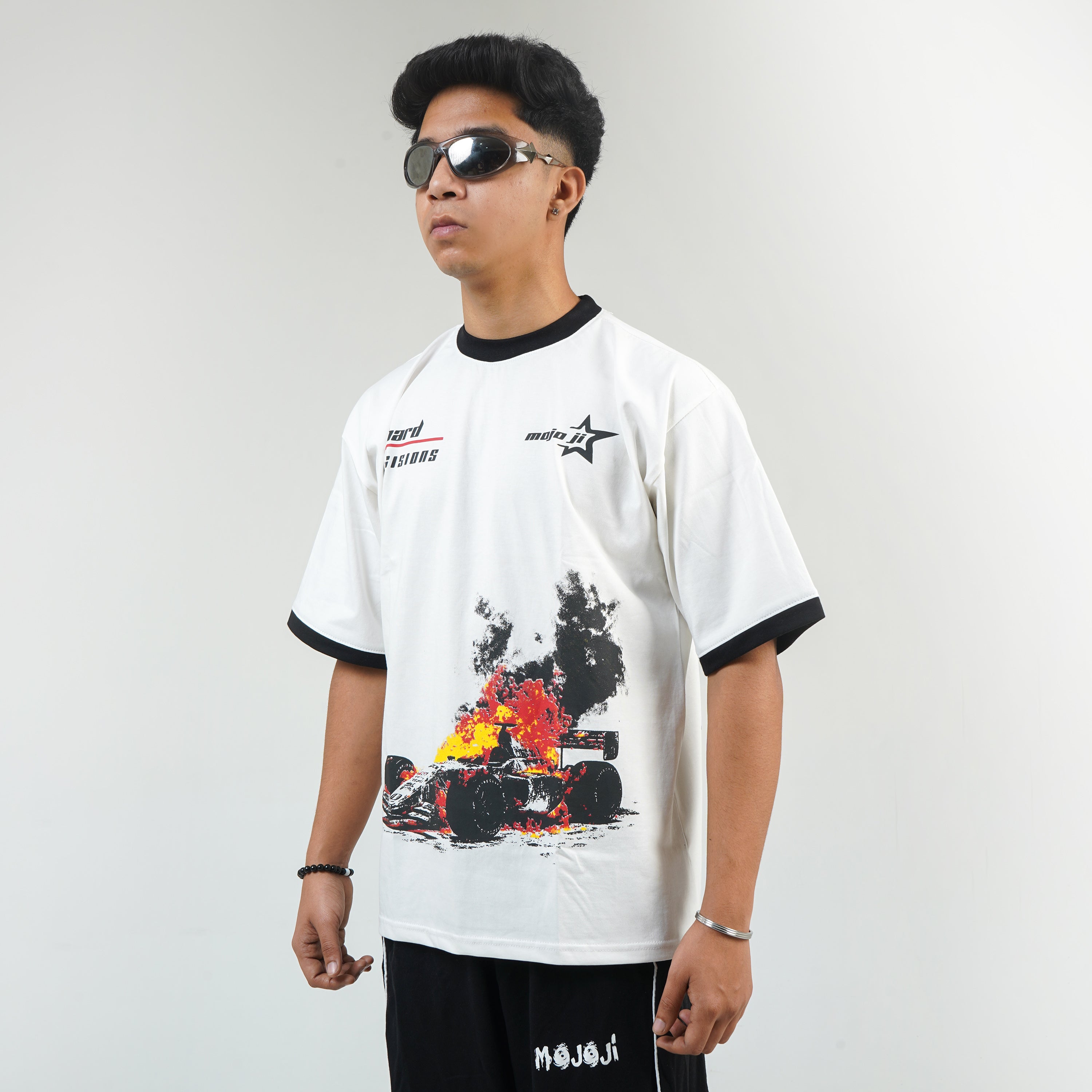 MOJO JI Easy life White Oversized T-shirt